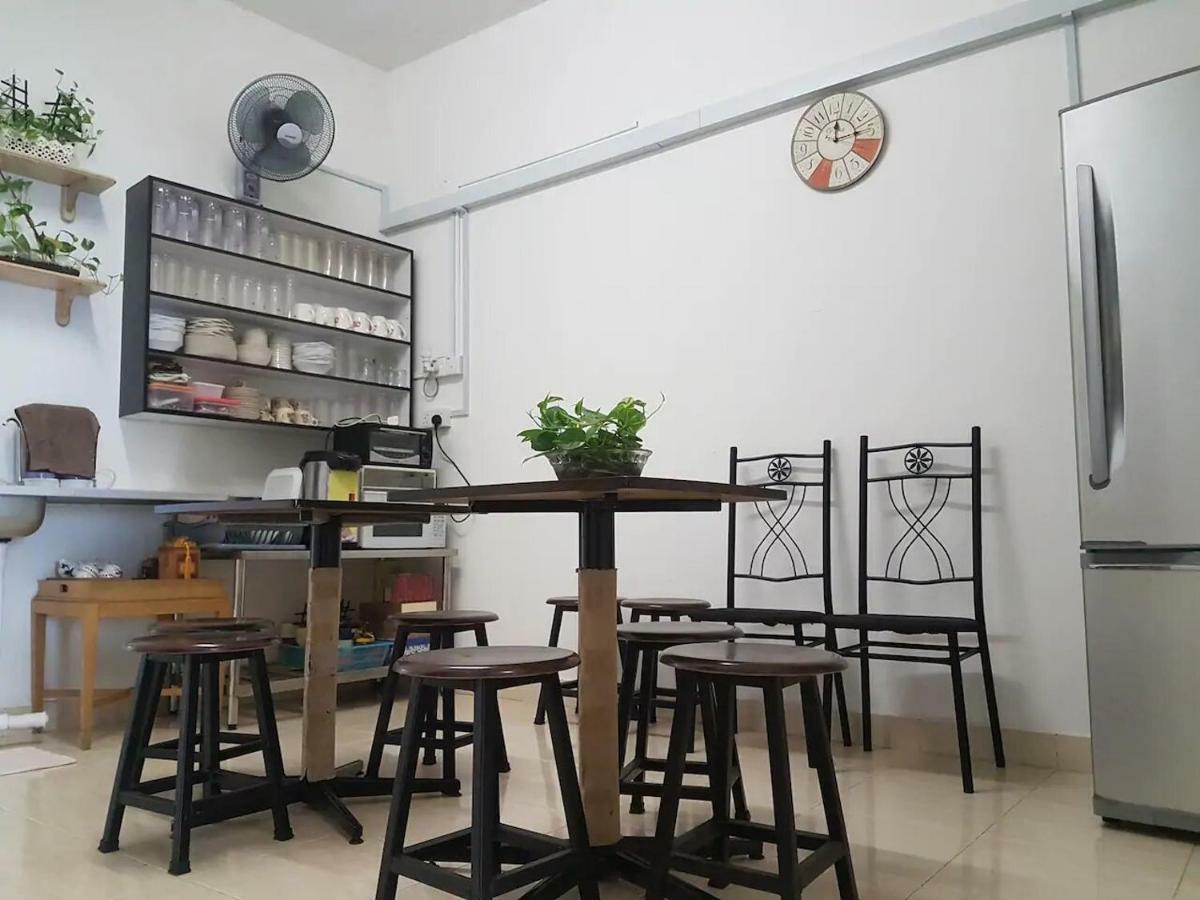 Homestay 4U Malacca Екстер'єр фото