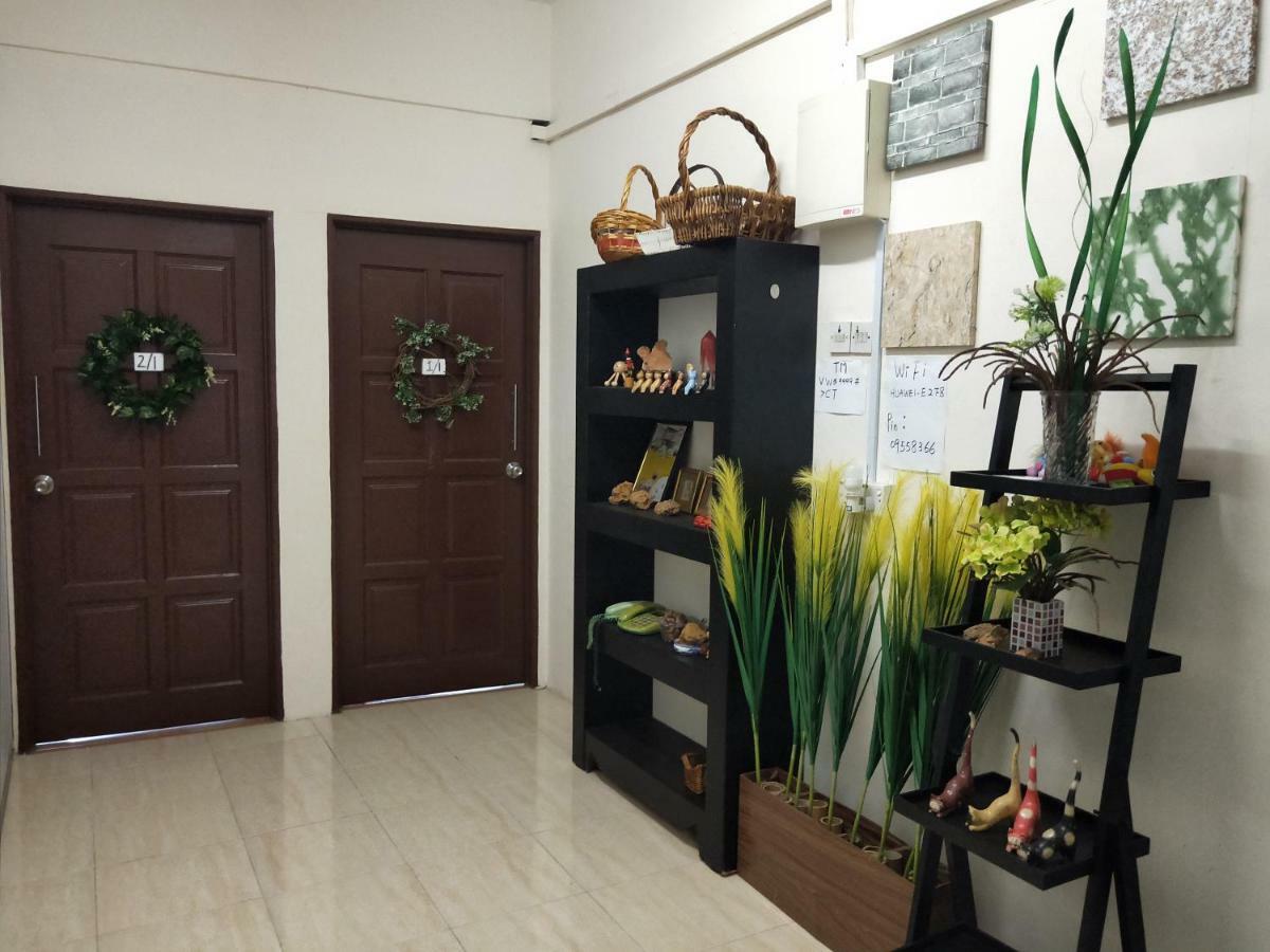 Homestay 4U Malacca Екстер'єр фото