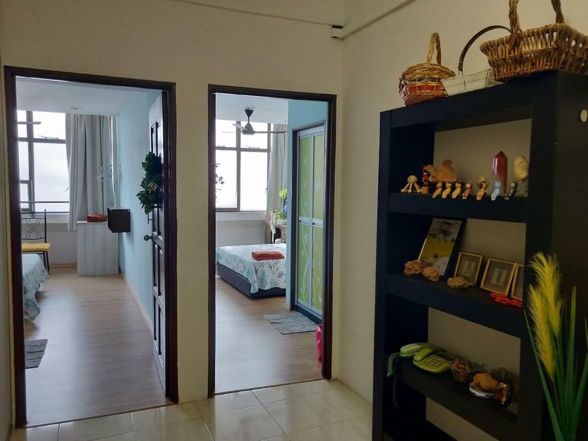 Homestay 4U Malacca Екстер'єр фото
