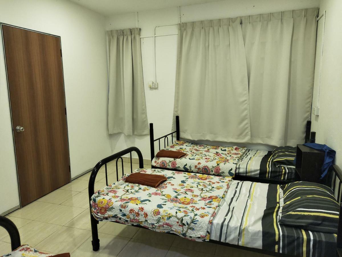 Homestay 4U Malacca Екстер'єр фото