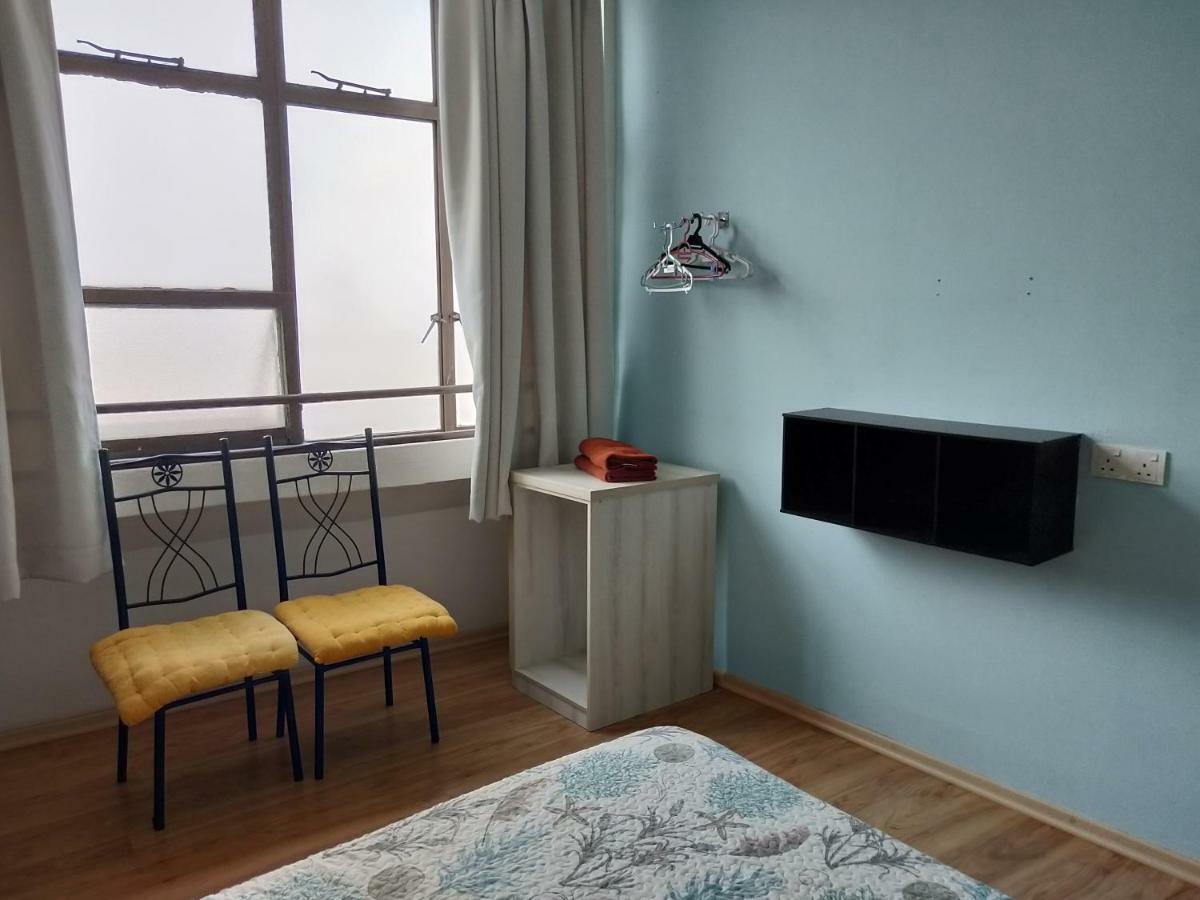 Homestay 4U Malacca Екстер'єр фото